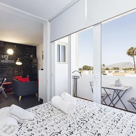 Home2book Modern & Pool קוסטה דל סילנסיו